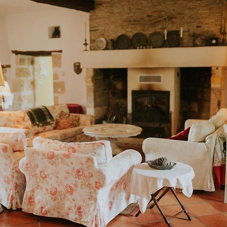 Chateau Barayre - Beautiful 12Th Century Castle With Pool And Large Garden Laussou 外观 照片
