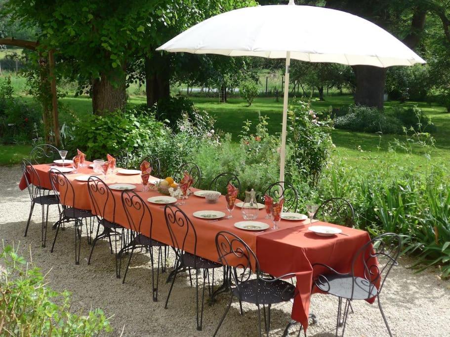 Chateau Barayre - Beautiful 12Th Century Castle With Pool And Large Garden Laussou 外观 照片